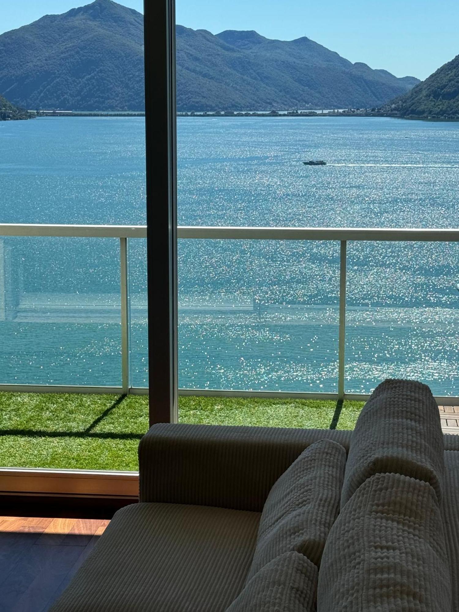 Attico Con Vista Panoramica Sul - Due Apartamento Lugano